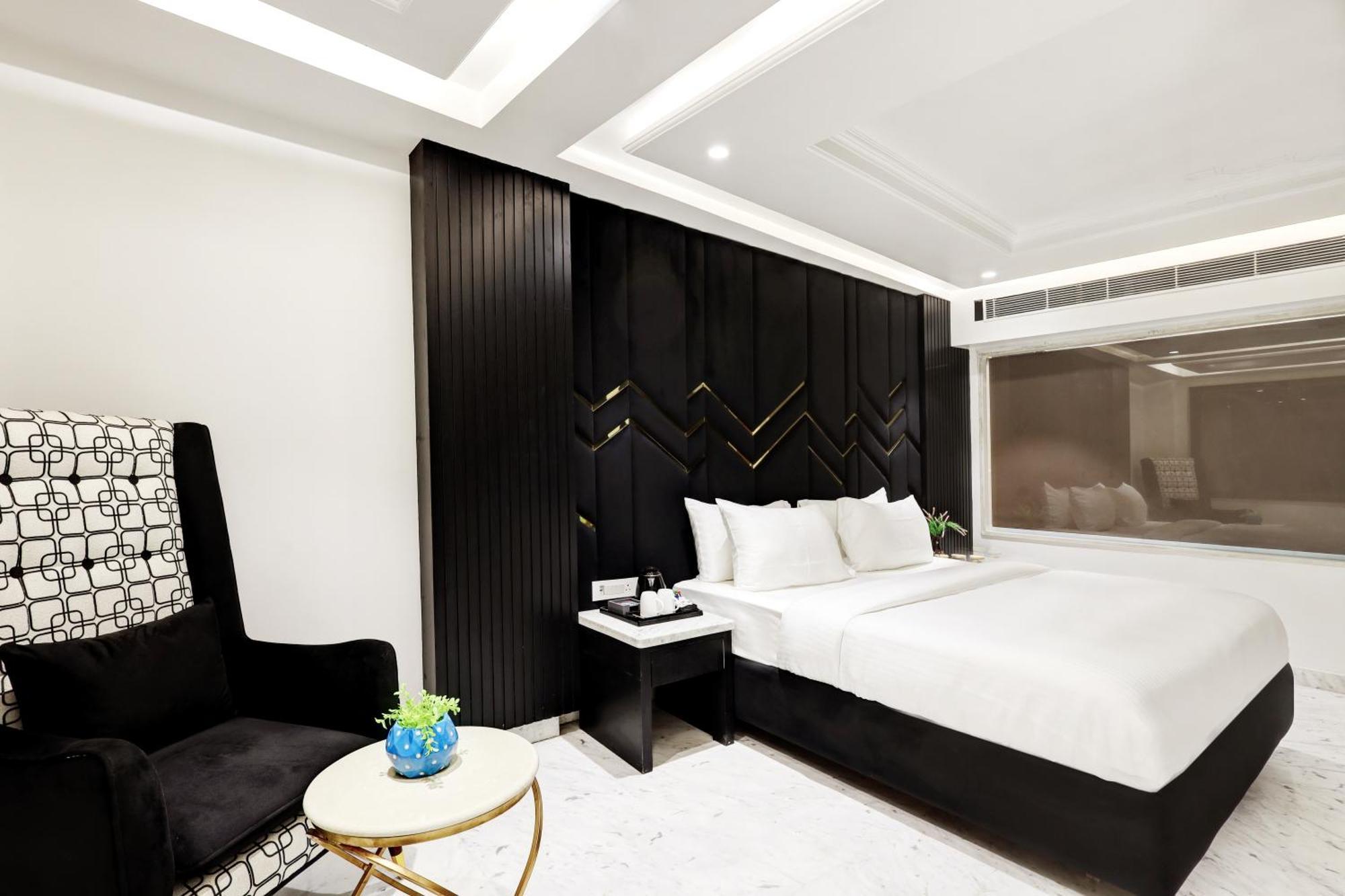Namaste Hindustan Just A Minute Away From Railway Station And Connaught Place 4* New Delhi